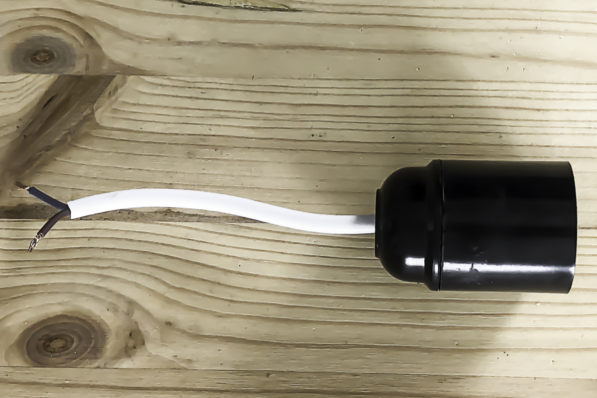 Partie 2 de la réalisation du DIY lampe en béton