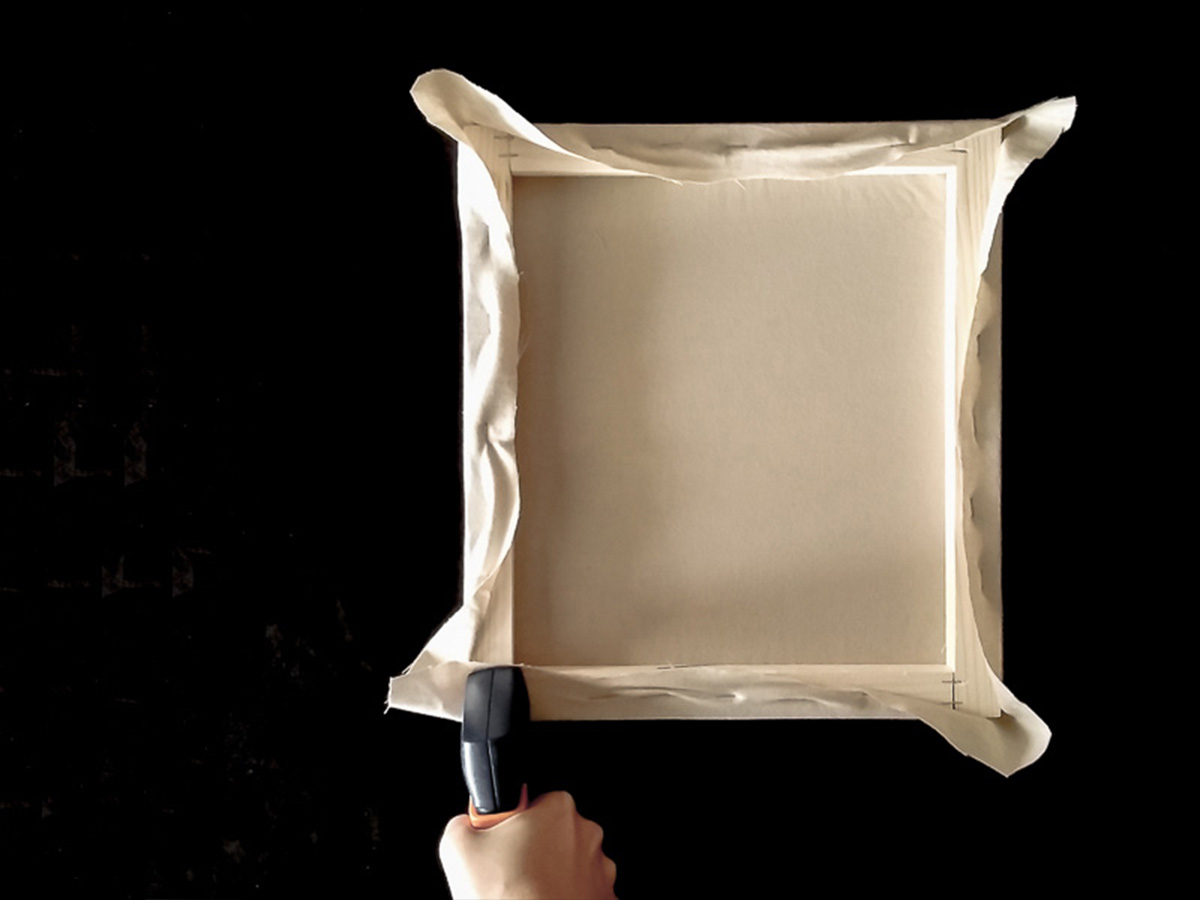 DIY toile brodée fixation tissu partie 8
